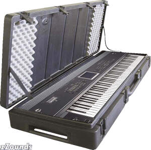 SKB R5220W 76-Key Roto Molded Keyboard Case with Wheels