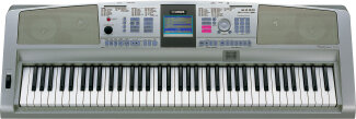 Yamaha DGX305 Keyboard