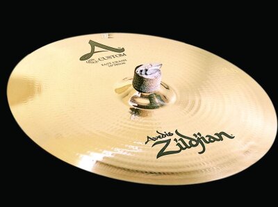 A Custom 16 In Fast Crash