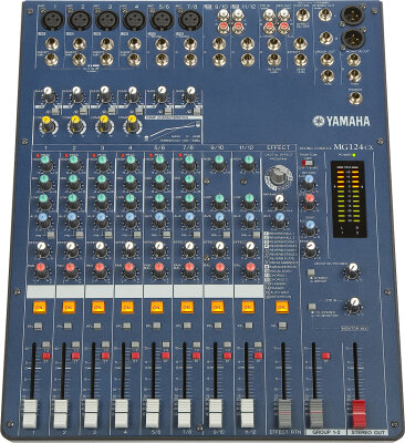 Yamaha MG124CX Mixer