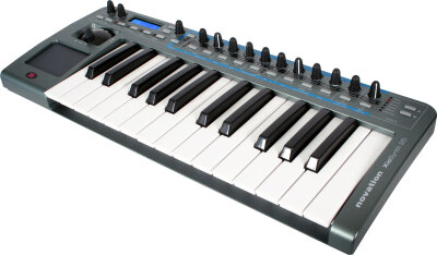 Novation XioSynth 25