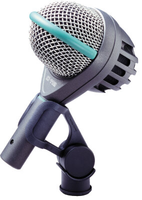 AKG D112 Microphone