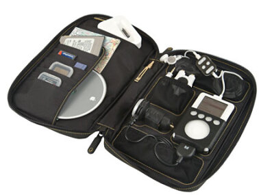 Monster iCase Travel Pack