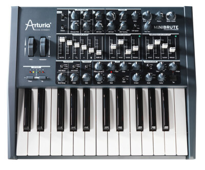 Arturia MiniBrute Synth