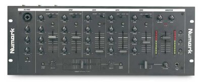 Numark CM200 Rack Mixer